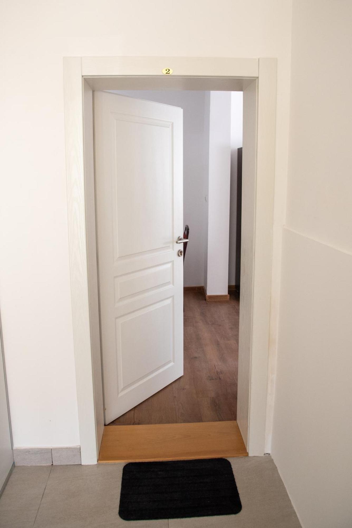 Apartments Kuca Aleksic Nis Ngoại thất bức ảnh
