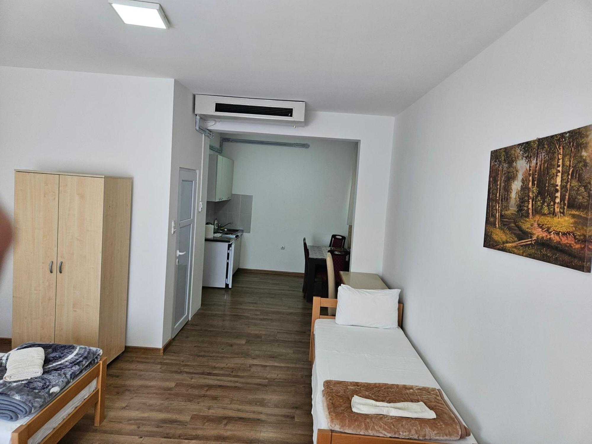 Apartments Kuca Aleksic Nis Ngoại thất bức ảnh