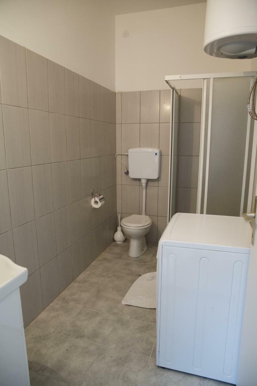 Apartments Kuca Aleksic Nis Ngoại thất bức ảnh